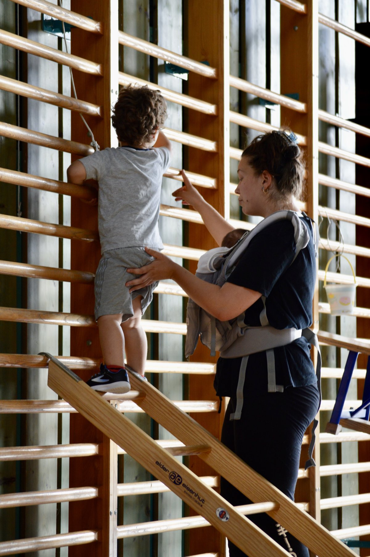 Le cours de gym parents-enfants à Satigny