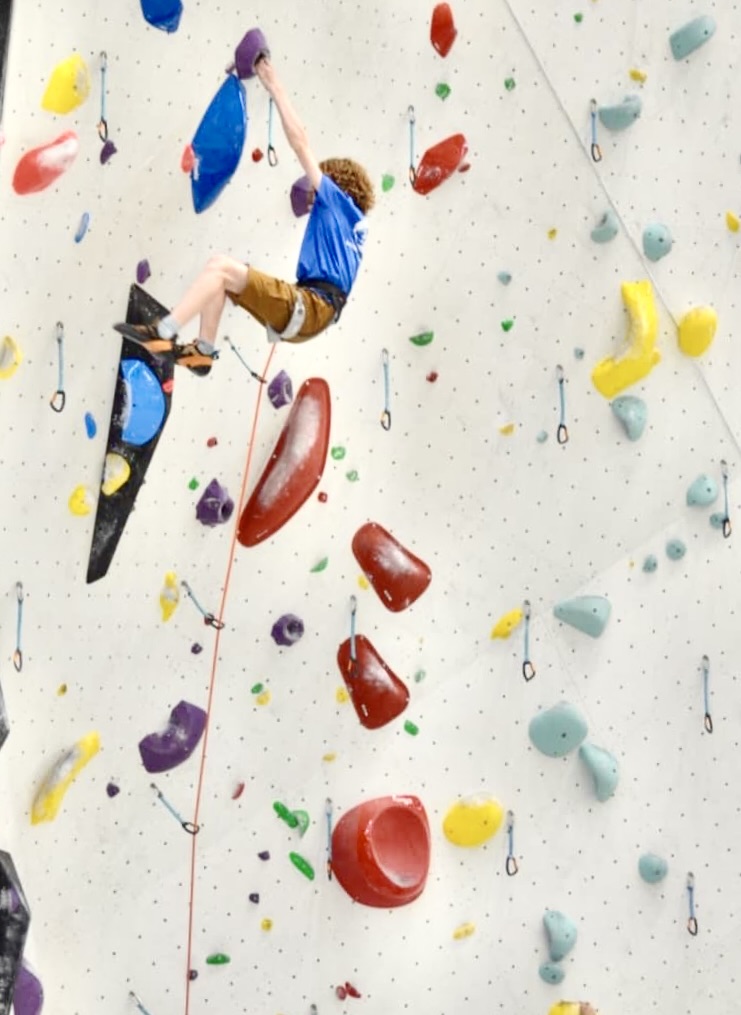 La pratique de l’escalade à Gym Mandement